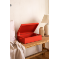 Czerwona skrzynka drewniana z deklem 40x30x13,5 cm z uchwytami– pudełko do przechowywania