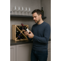 Regał drewniany na wino krzyżak 52x25x52 cm – stojak na butelki wina
