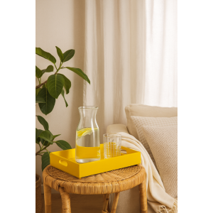 Żółta Drewniana Taca do Serwowania – Organizer z Uchwytami 40x30x6 cm