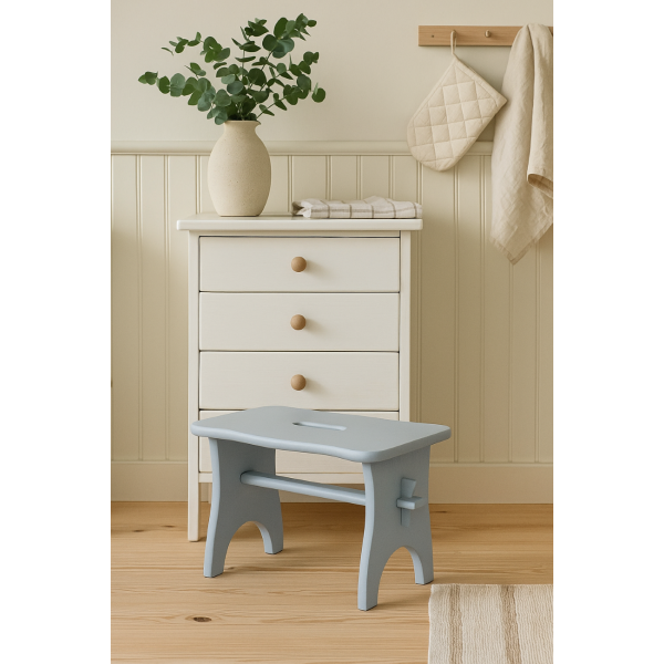 Stołek drewniany 38x18x21 cm Szary