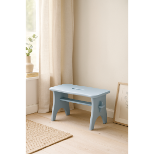 Szary drewniany stołek dziecięcy 38x18x21 cm – stołeczek dla dziecka