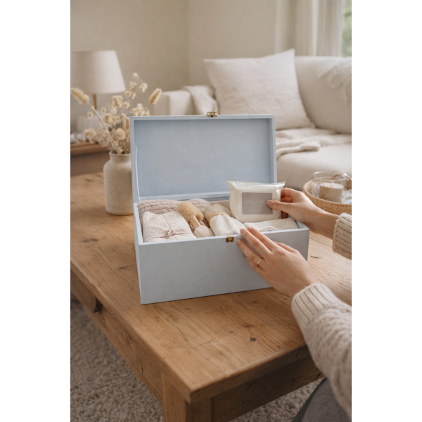 Kuferek drewniany 35x25x18,5 cm Niebieski